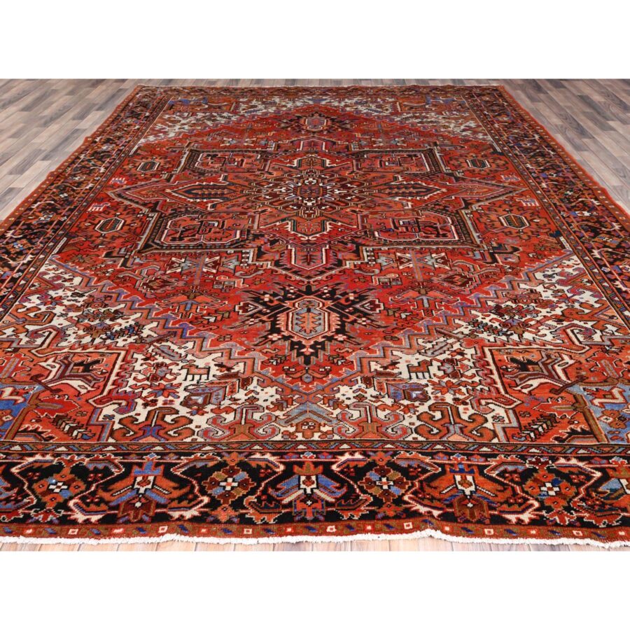 10'1"x13'2" Chili Red, Semi Antique Persian Heriz, Good Condition, Rustic Feel, Worn Wool, Hand Knotted, Oriental Rug Sh85589 - Image 5