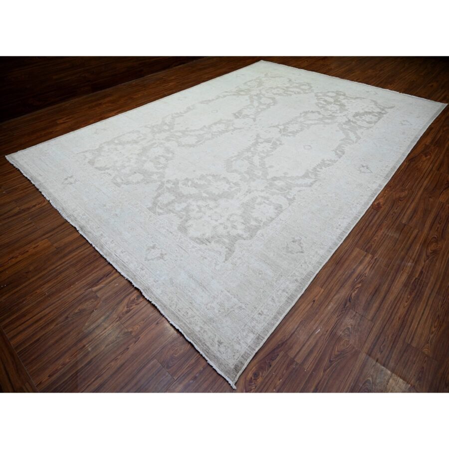9'9"x14' Battleship Gray, Soft Wool, White Wash Peshawar with Faded Design, Natural Dyes, Hand Knotted, Oriental Rug Sh74446 - Image 4