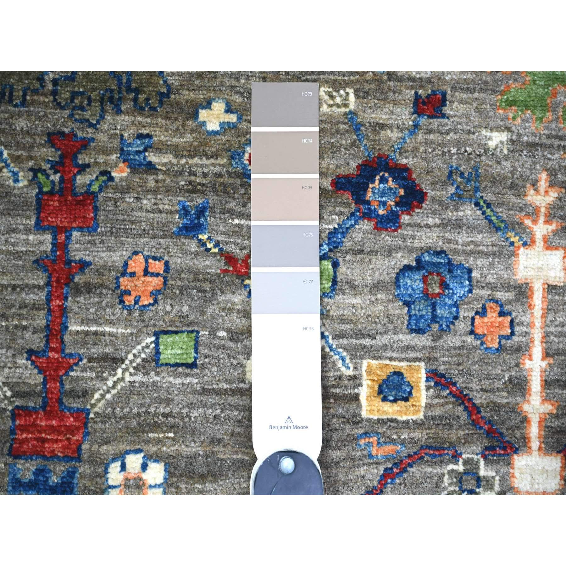 4'1"x9'8" Echo Gray, Densely Woven, Natural Dyes, Peshawar with Colorful Mahal Design with Heavy Large Elements and Wide Border, Hand Knotted, 100% Wool, Wide Runner Oriental Rug Sh74560 - Image 3