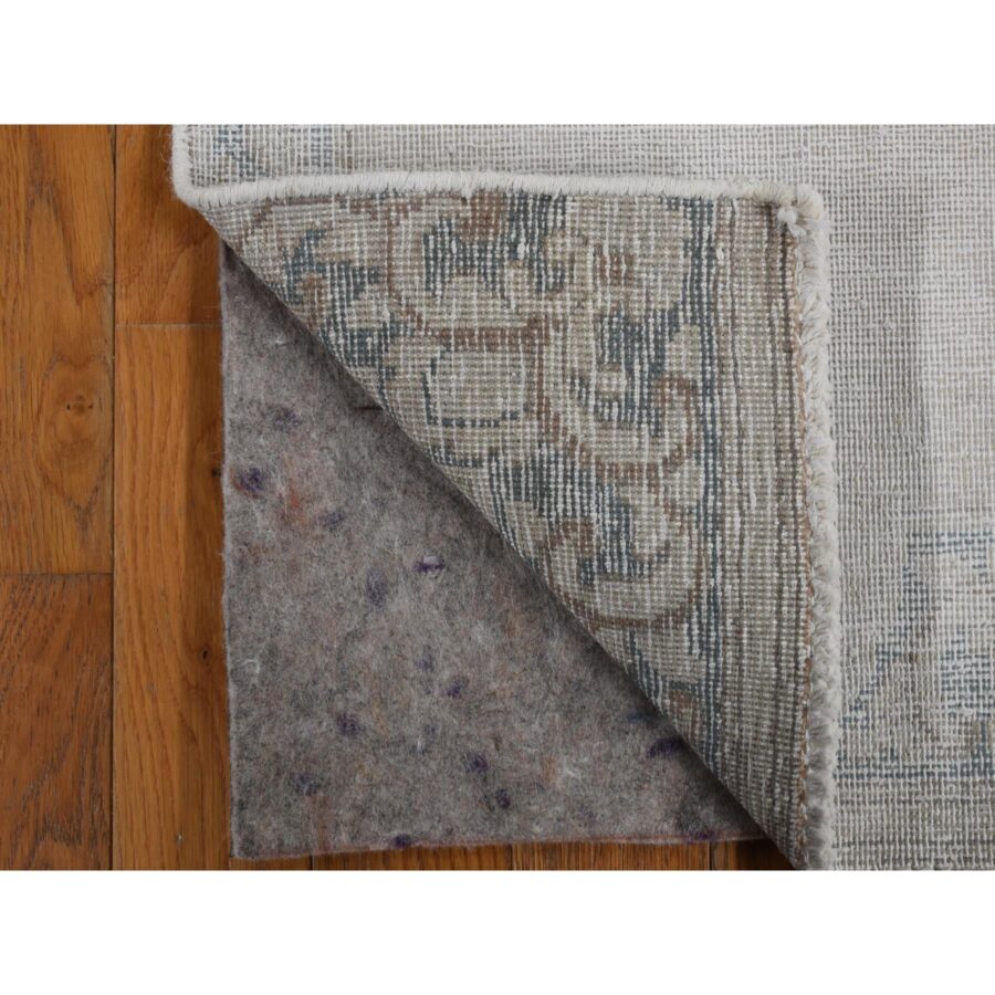 1'7"x3'7" Parchment White, Vintage Persian Kerman, Worn Down, Faded Medallion Design, Hand Knotted, Pure Wool, Mat Oriental Rug Sh78138 - Image 3