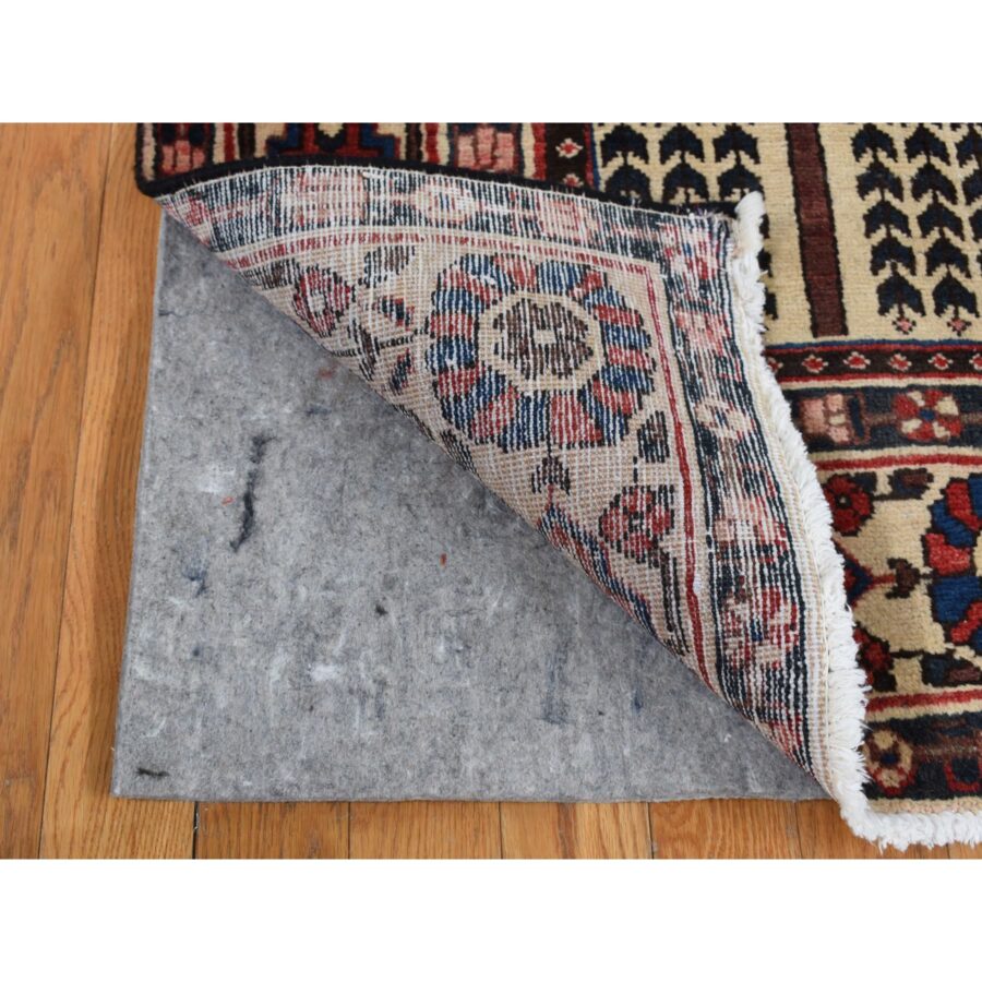 5'1"x10' Crimson Red, Bakhtiari Block Garden Design, Hand Knotted, Pure Wool, Oriental Rug Sh87542 - Image 4