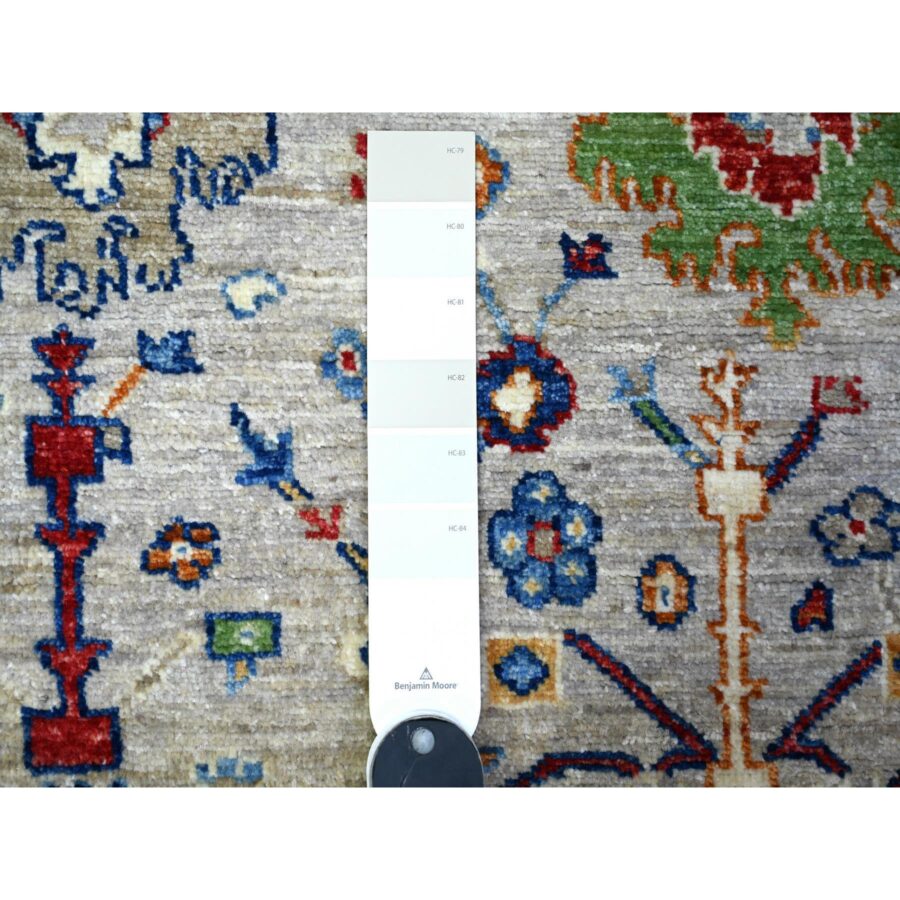 3'1"x5' White Gray, Aryana Collection, Mahal Design with Geometric Leaf Elements, Vegetable Dyes, Extra Soft Wool, Hand Knotted, Oriental Rug Sh88341 - Image 3